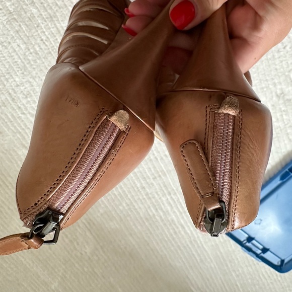 Prada strappy Heel - Picture 9 of 14